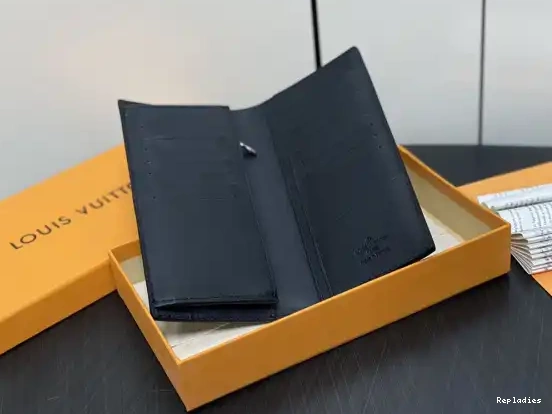 Cheap LOUIS WALLET-10*19*2cm BRAZZA VUITTON 0622